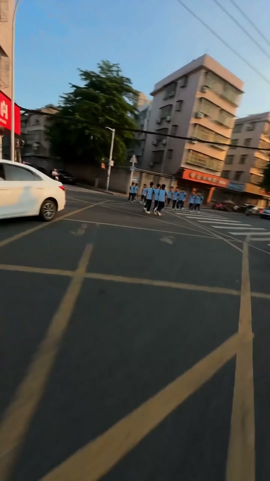 城市折叠 · 街头想象